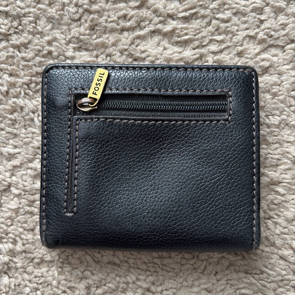 Fossil leather wallet - Picture 2 of 3
